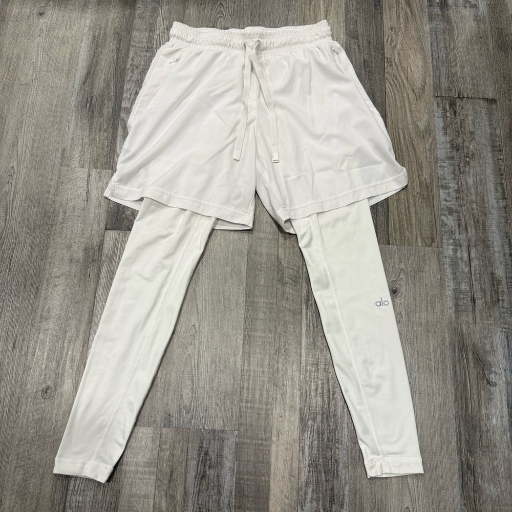 ALO Yoga Women's White Layered Leggings with Shorts - Small